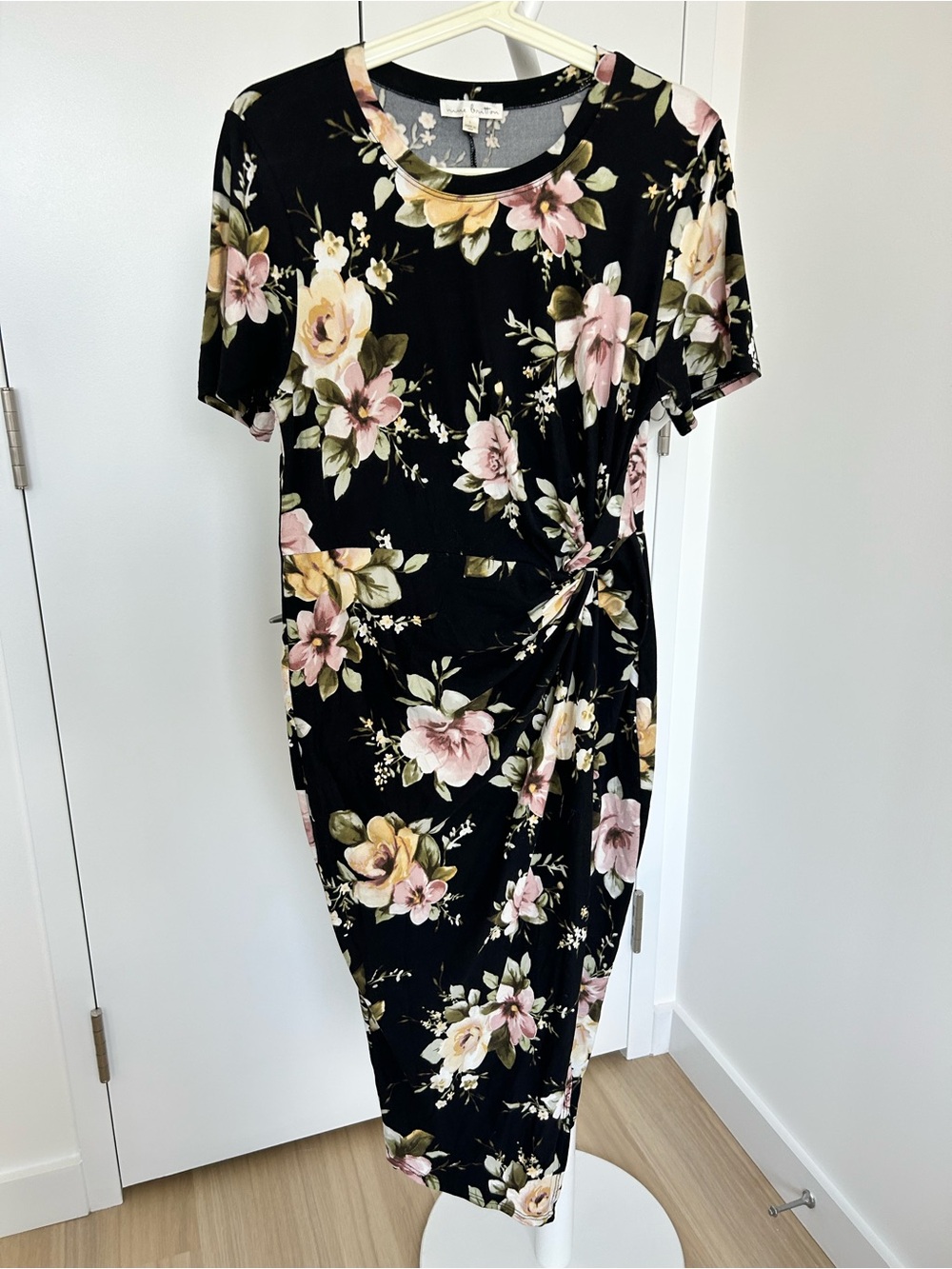 nine britton Black Floral Twist Midi Dress with Pink & Cream Blooms